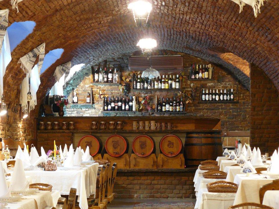 Recomandarea noastră de restaurante pentru o primă întâlnire în SIBIU
